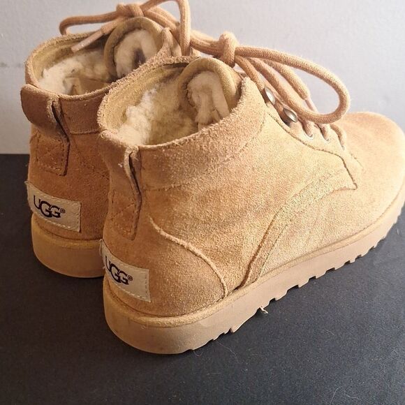 UGG Bethany chestnut suede lace up booties boots shoes size 5 - Picture 3 of 7